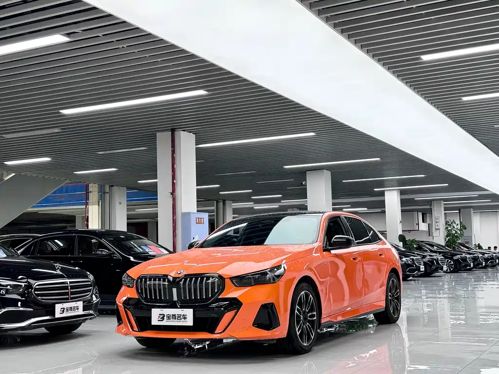 BMW 5 Series 2024