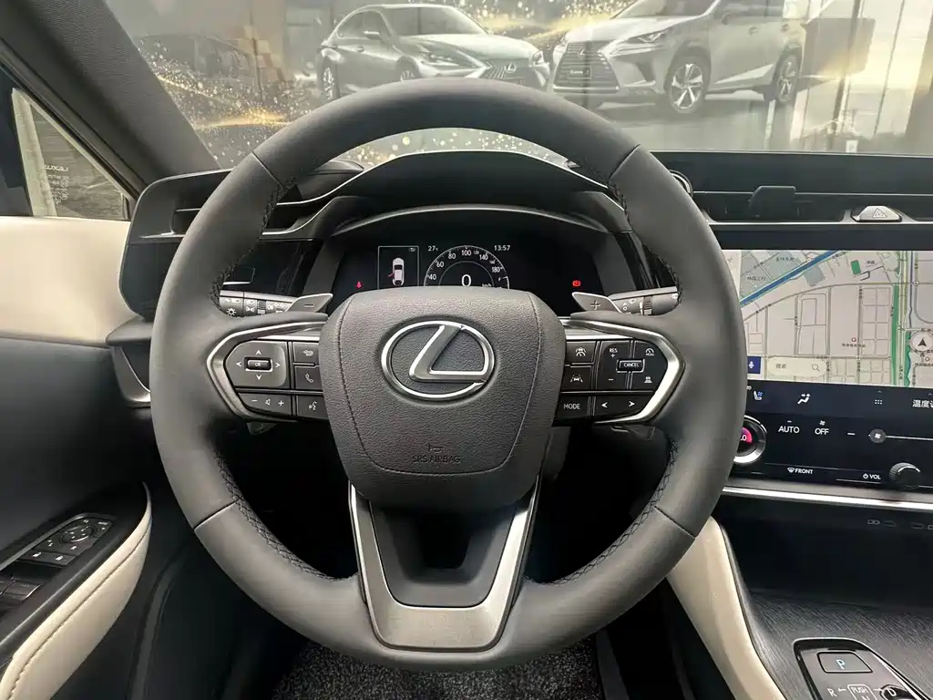 Lexus RZ — миниатюра 7