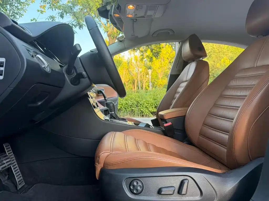 Volkswagen CC — миниатюра 4