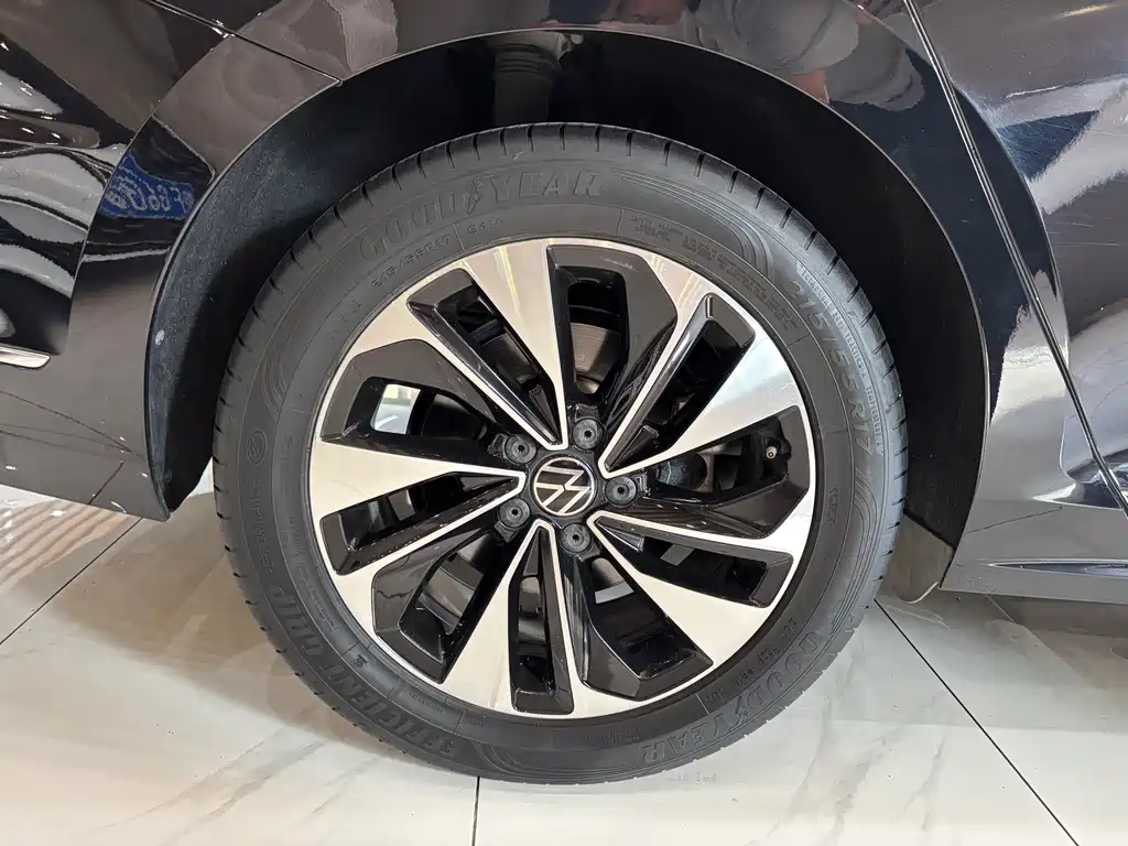 Volkswagen Passat — миниатюра 18