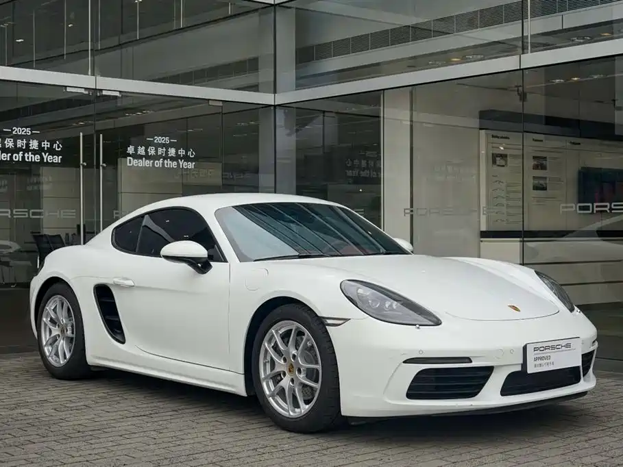 Porsche 718 2022 Cayman 2.0T