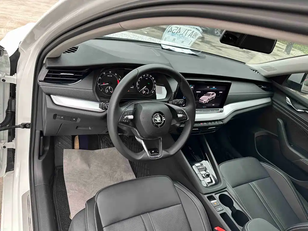 Skoda Octavia — миниатюра 12