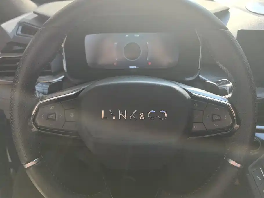 Lynk & Co 06 — миниатюра 15