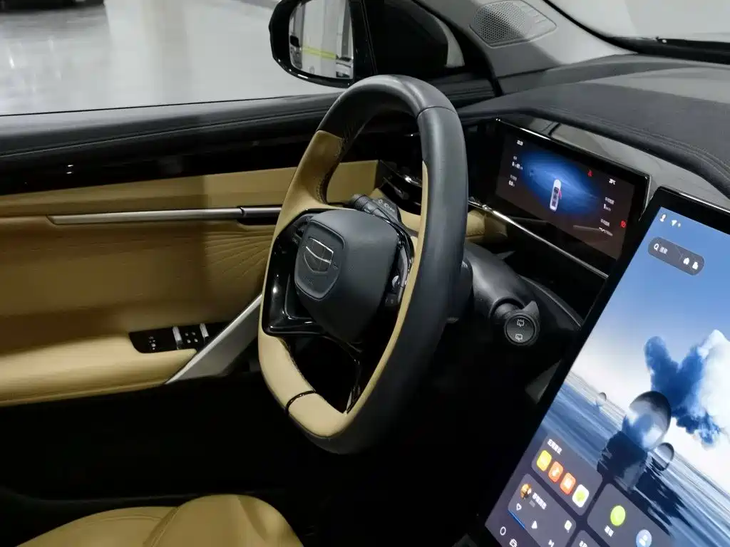 Geely Boyue L — миниатюра 22