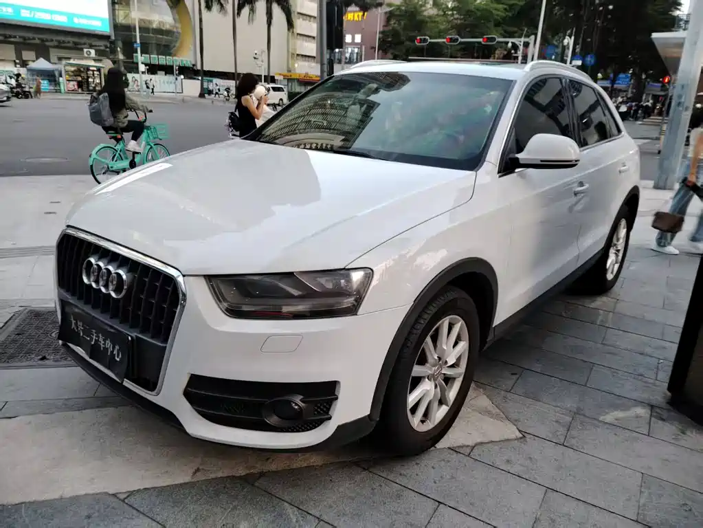 Audi Q3 2014