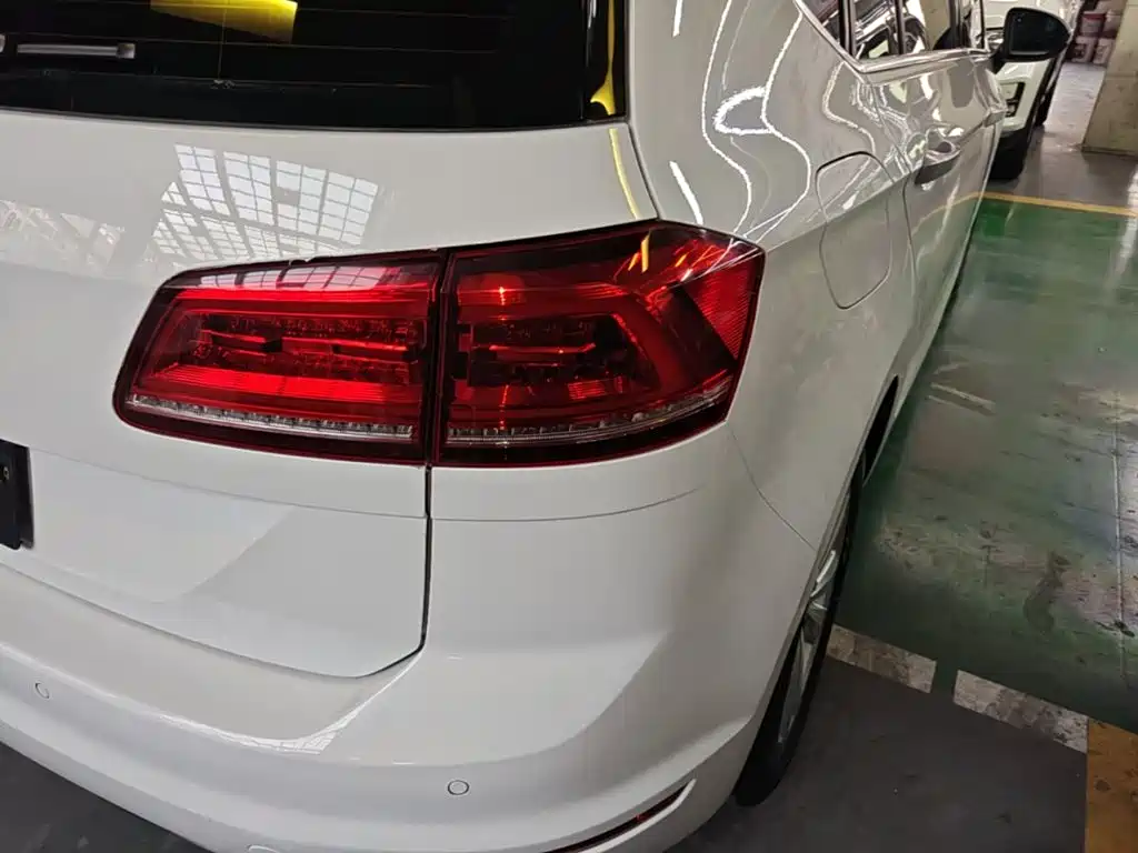 Volkswagen Golf Sportsvan — миниатюра 24