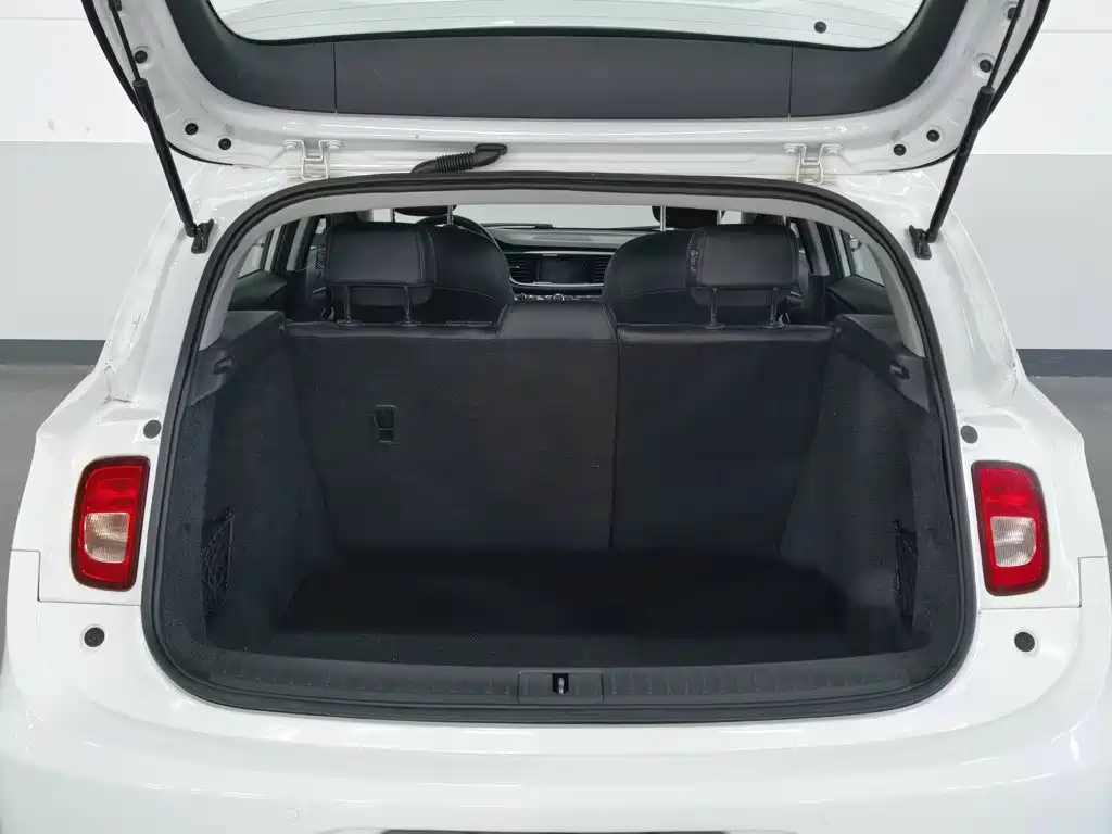 Buick Excelle — миниатюра 16