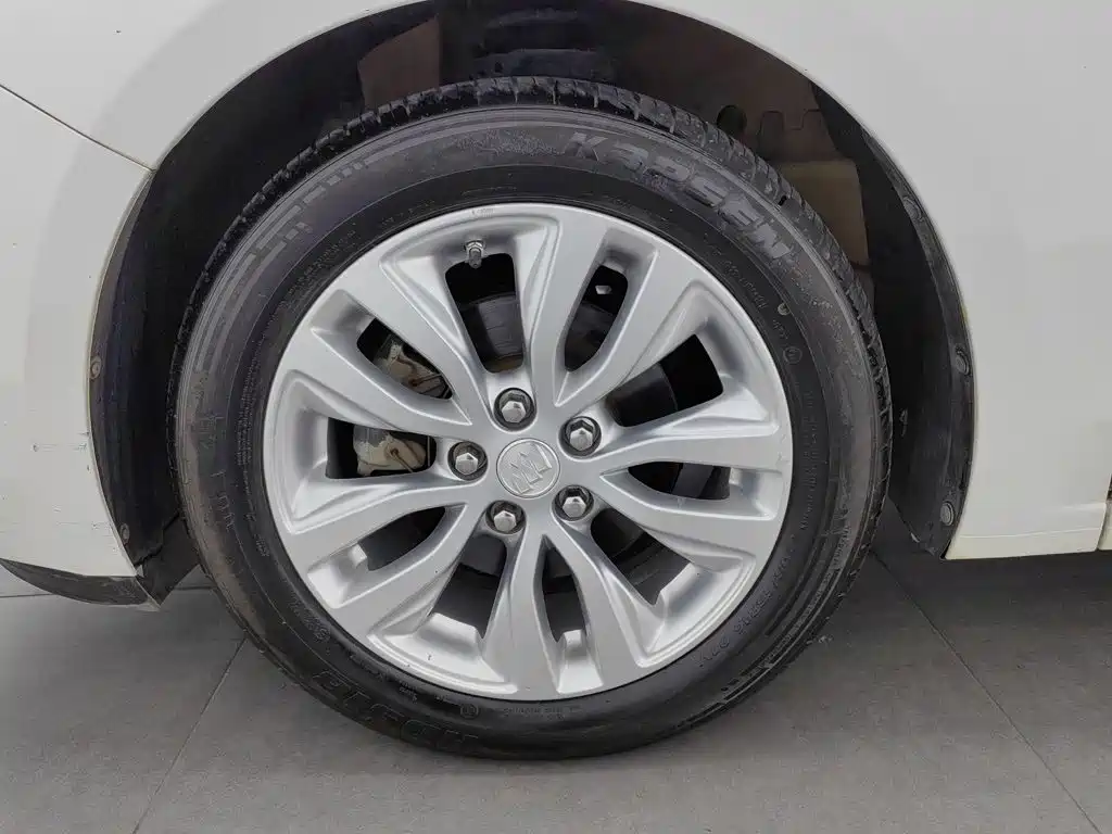 Buick Excelle — миниатюра 17