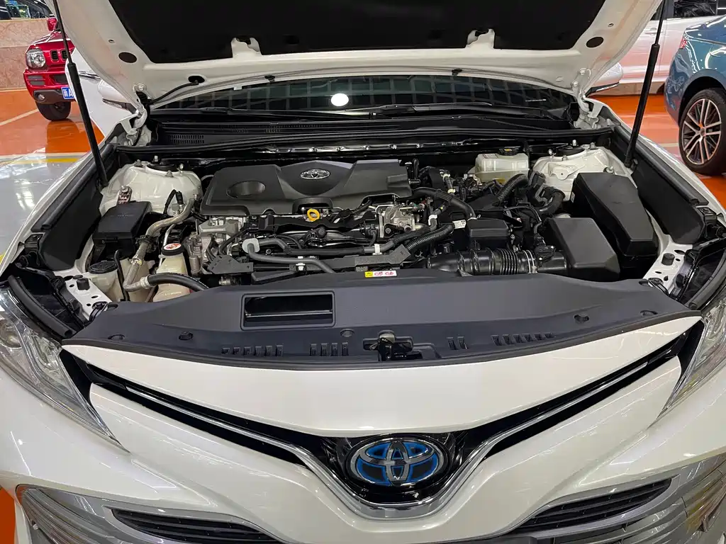Toyota Camry — миниатюра 9