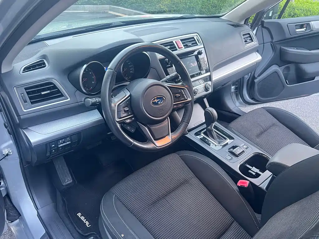 Subaru Legacy — миниатюра 17