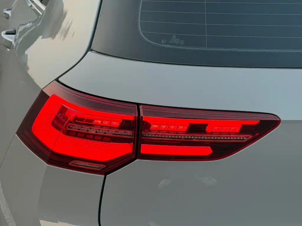 Volkswagen Golf — миниатюра 9