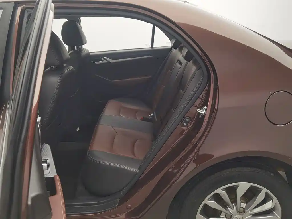 Geely Vision — миниатюра 15