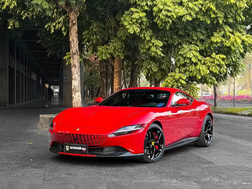 Ferrari Roma 2021