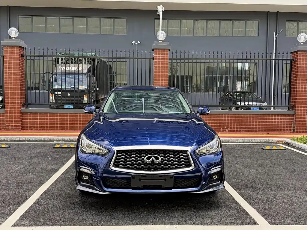 Infiniti Q50L — миниатюра 2
