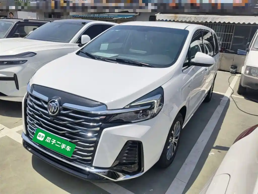 Buick GL8 2023