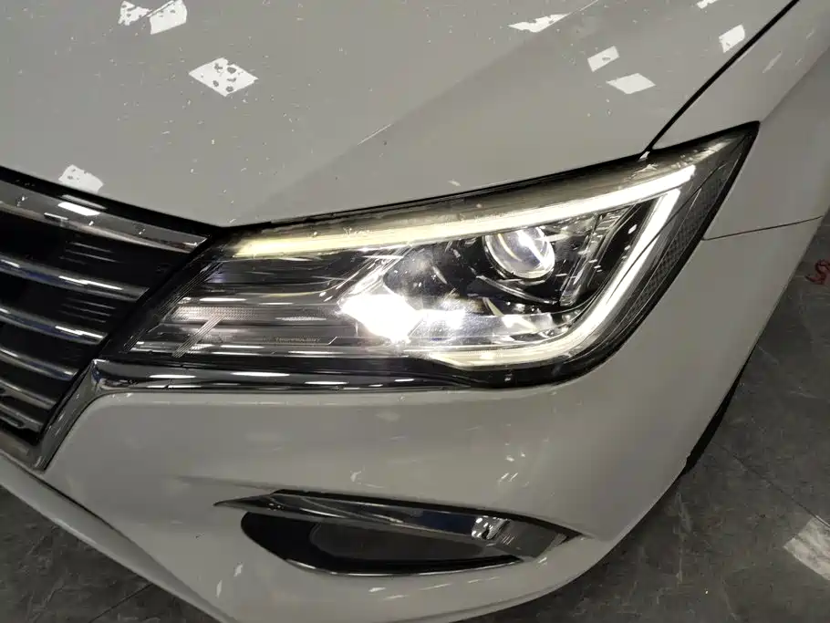 Roewe i5 — миниатюра 5