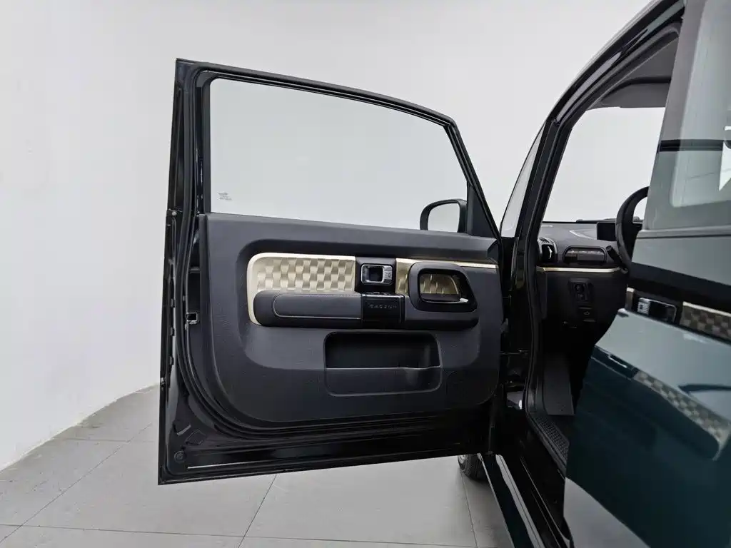 Baojun KiWi EV — миниатюра 8