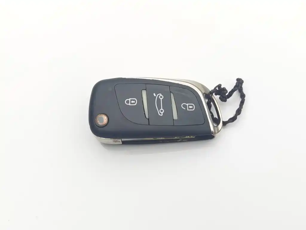 Chevrolet Sail — миниатюра 19