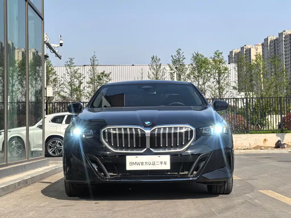 BMW 5 Series 5 2024 525i M Sport