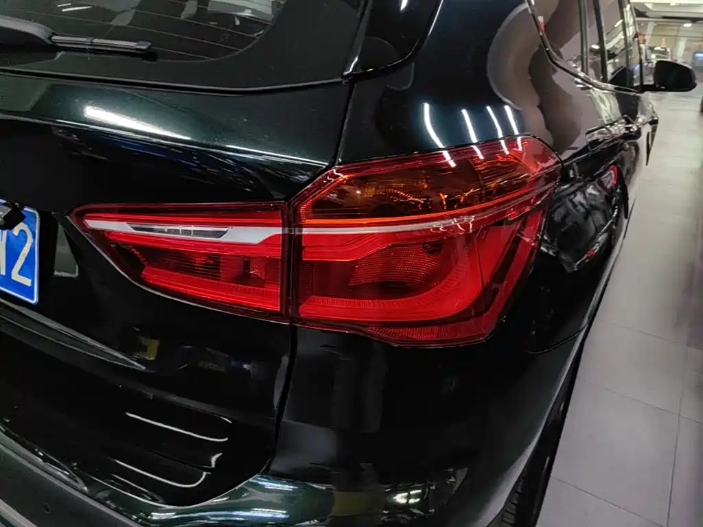 BMW X1 — миниатюра 8