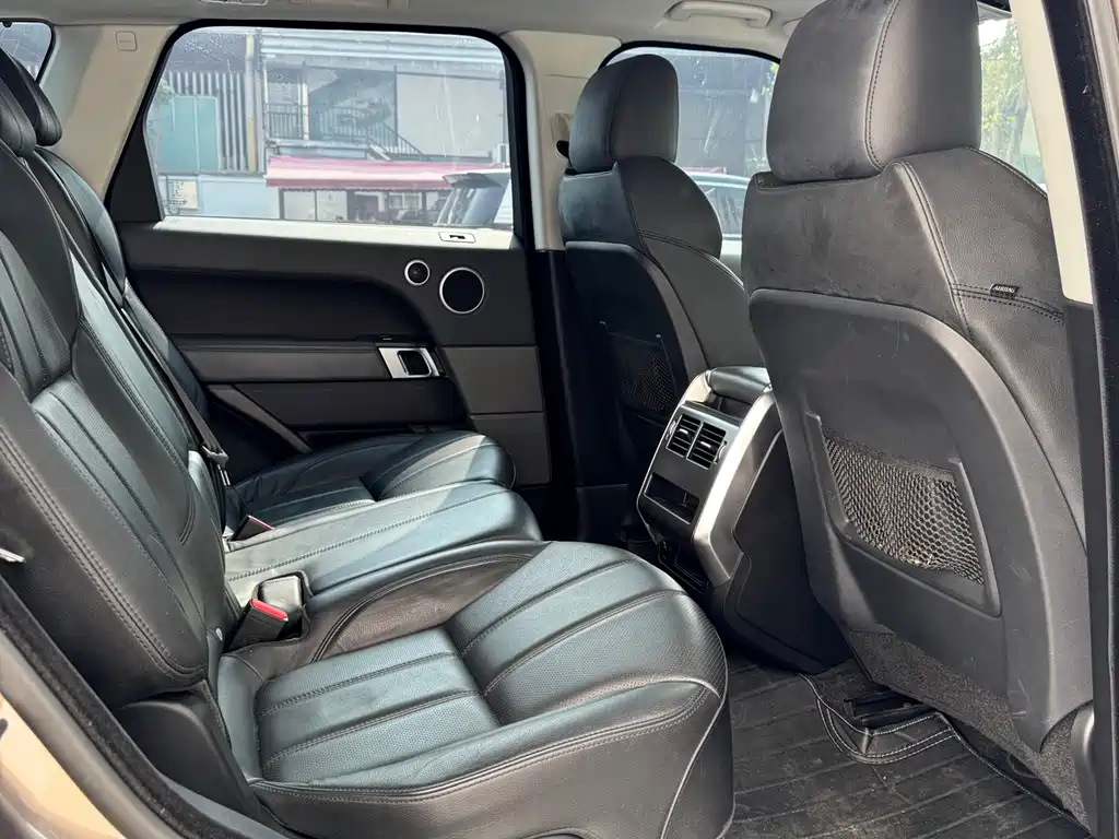 Land Rover Range Rover Sport 2016 3.0 SDV6 HSE DYNAMIC