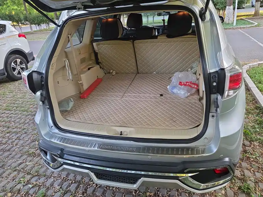 Toyota Highlander — миниатюра 4