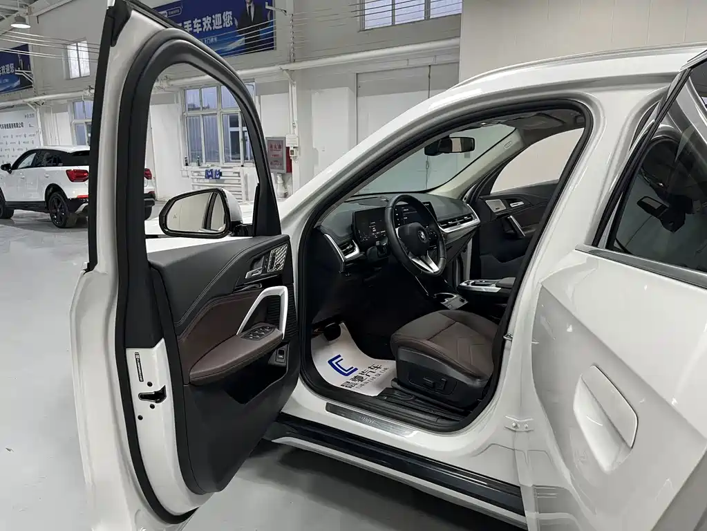 BMW X1 — миниатюра 8
