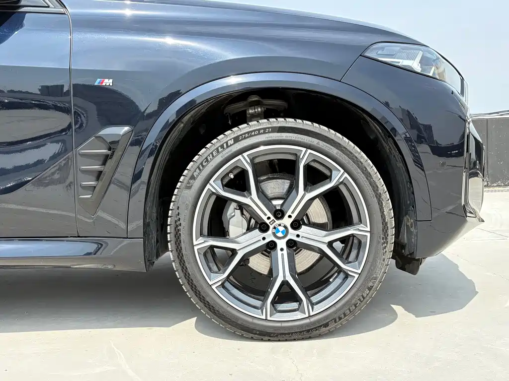 BMW X5 2025 xDrive 30Li Premium M Sport