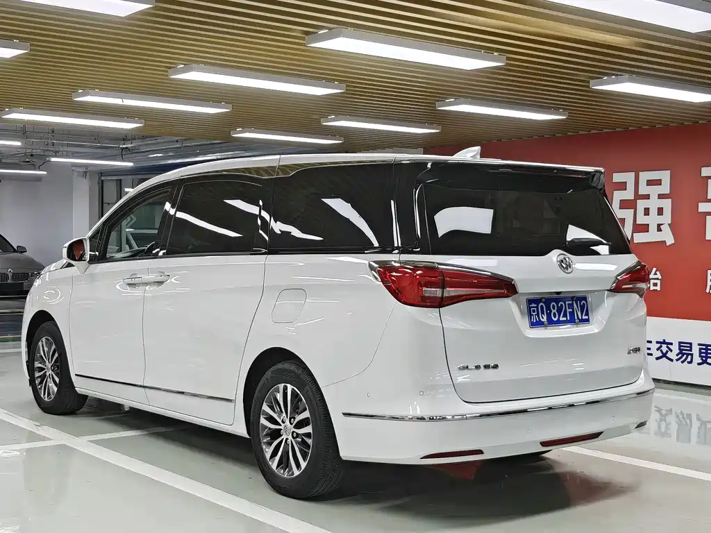 Buick GL8 — миниатюра 4