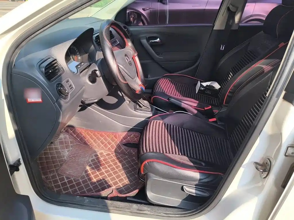 Volkswagen Polo — миниатюра 8