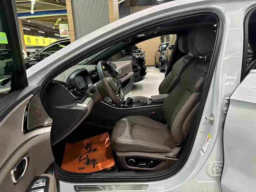 BYD Han — миниатюра 4