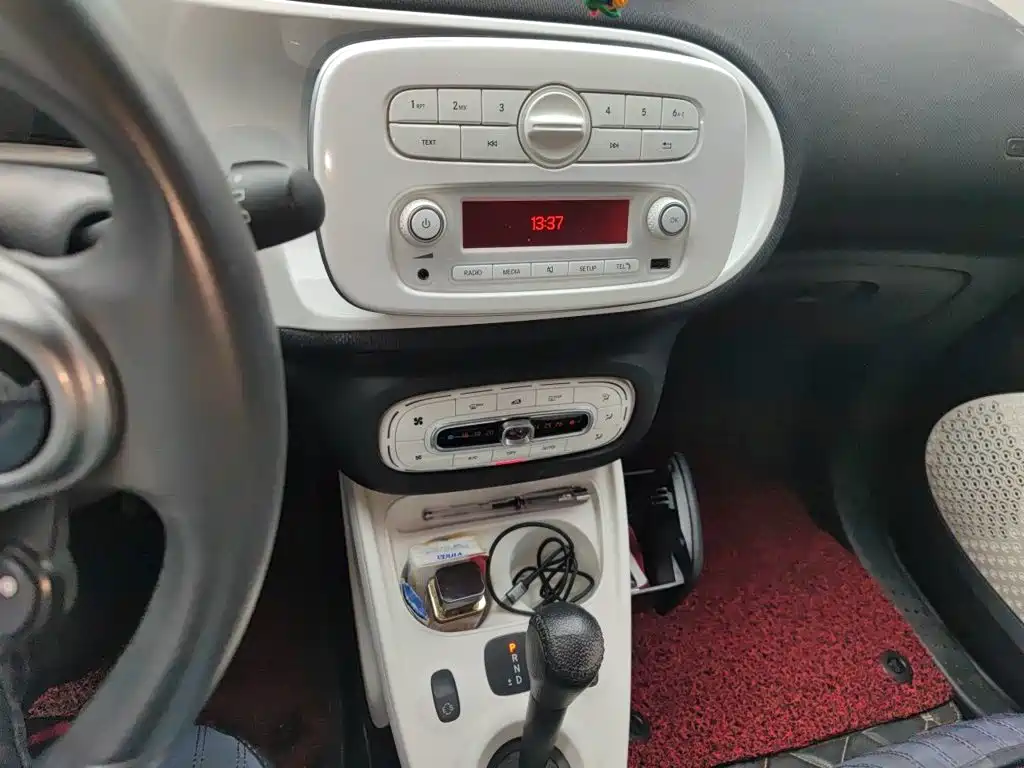 smart Smart Fortwo — миниатюра 15