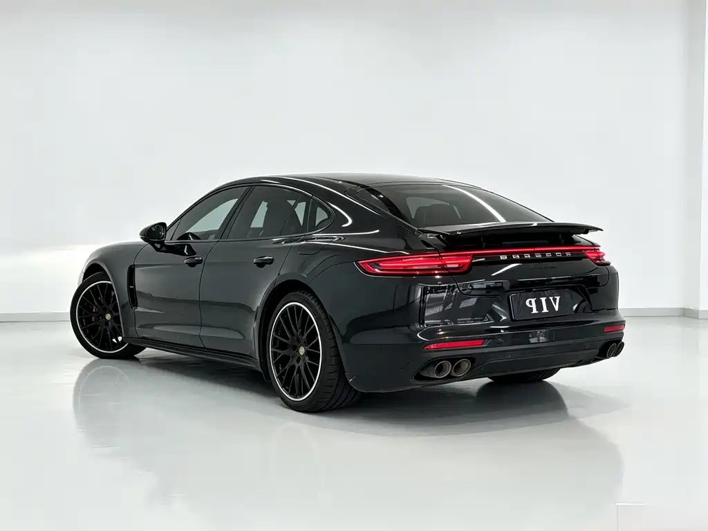 Porsche Panamera — миниатюра 9