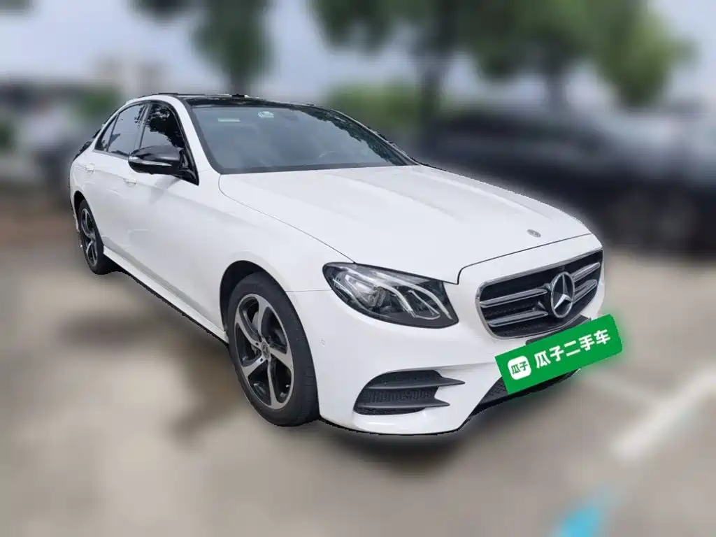 Mercedes-Benz E-Class — миниатюра 24