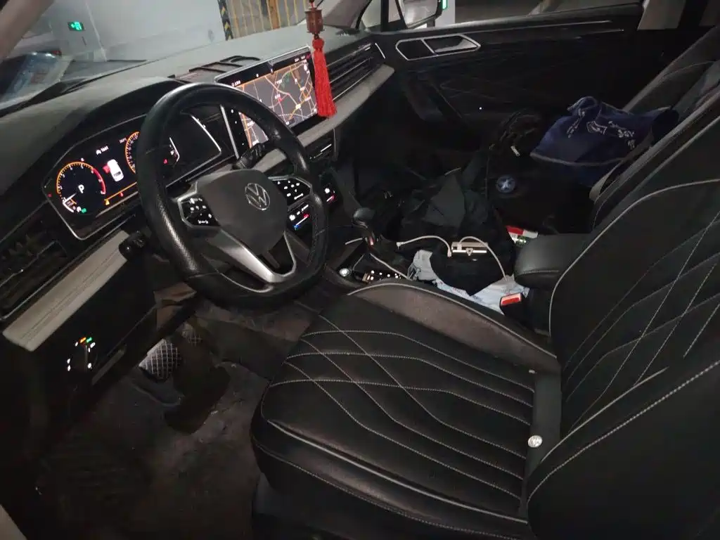 Volkswagen Tiguan L — миниатюра 8