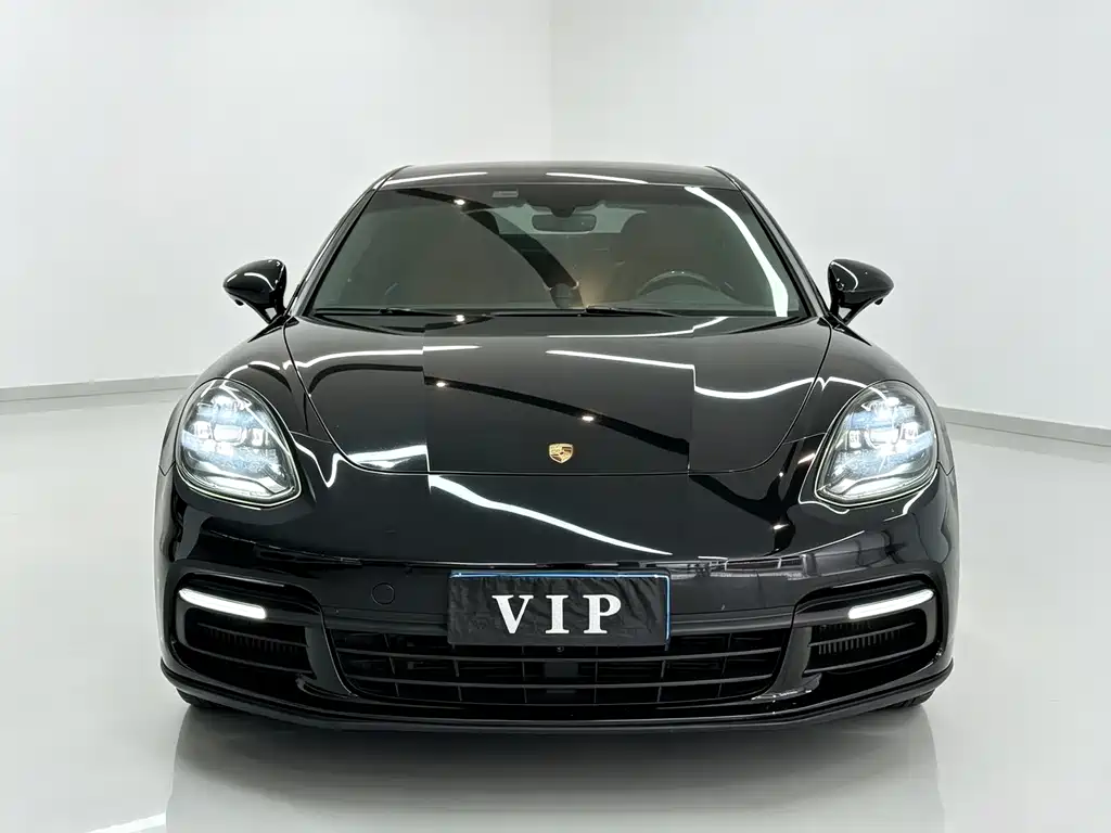 Porsche Panamera — миниатюра 2