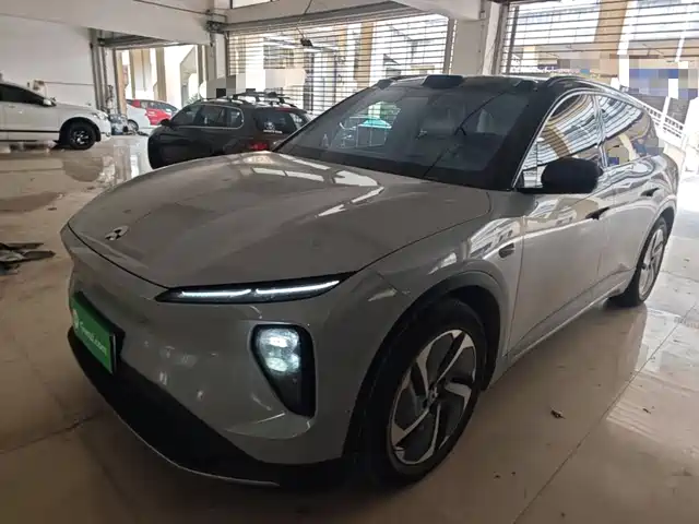 2024 Nio ES6