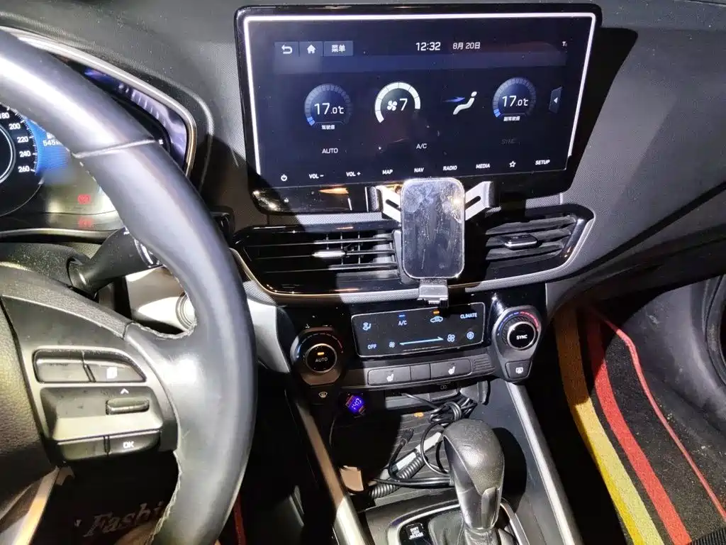Hyundai Fista — миниатюра 6