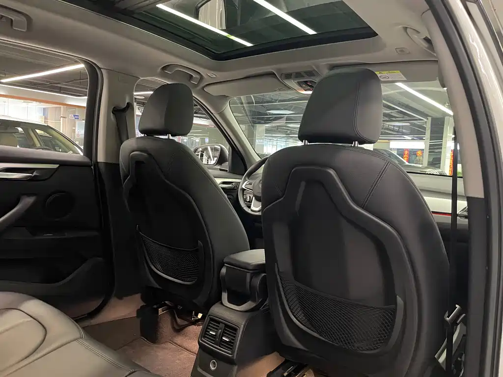 BMW X1 2016 sDrive18Li Fashion