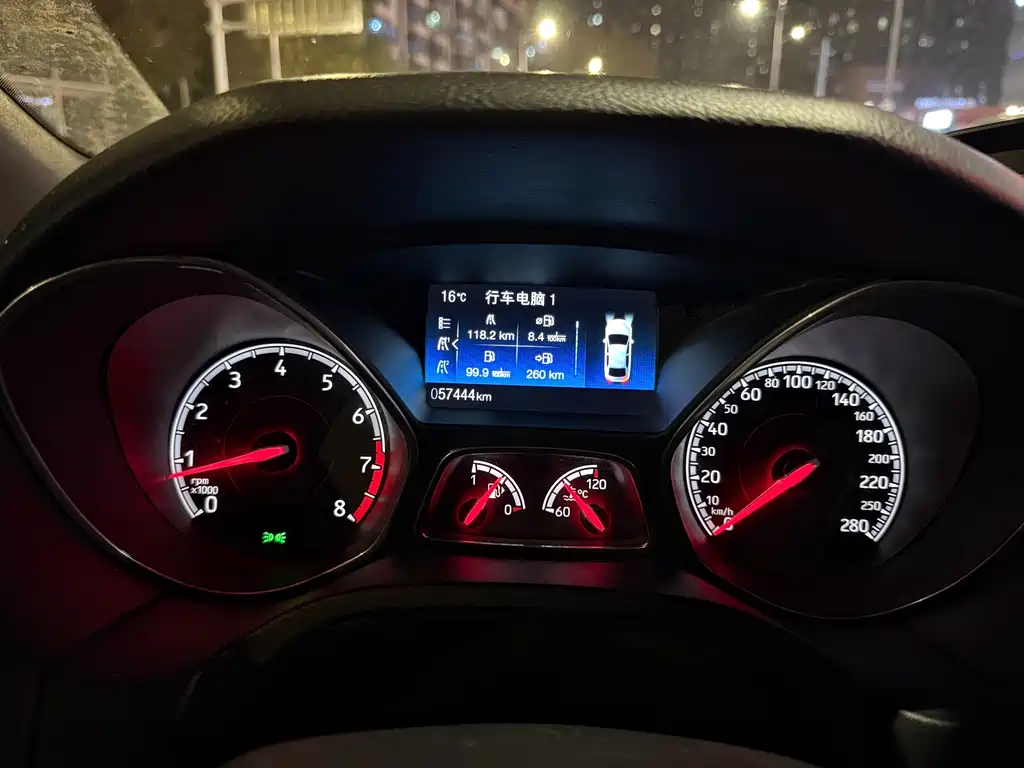 Ford Focus (Import) — миниатюра 11