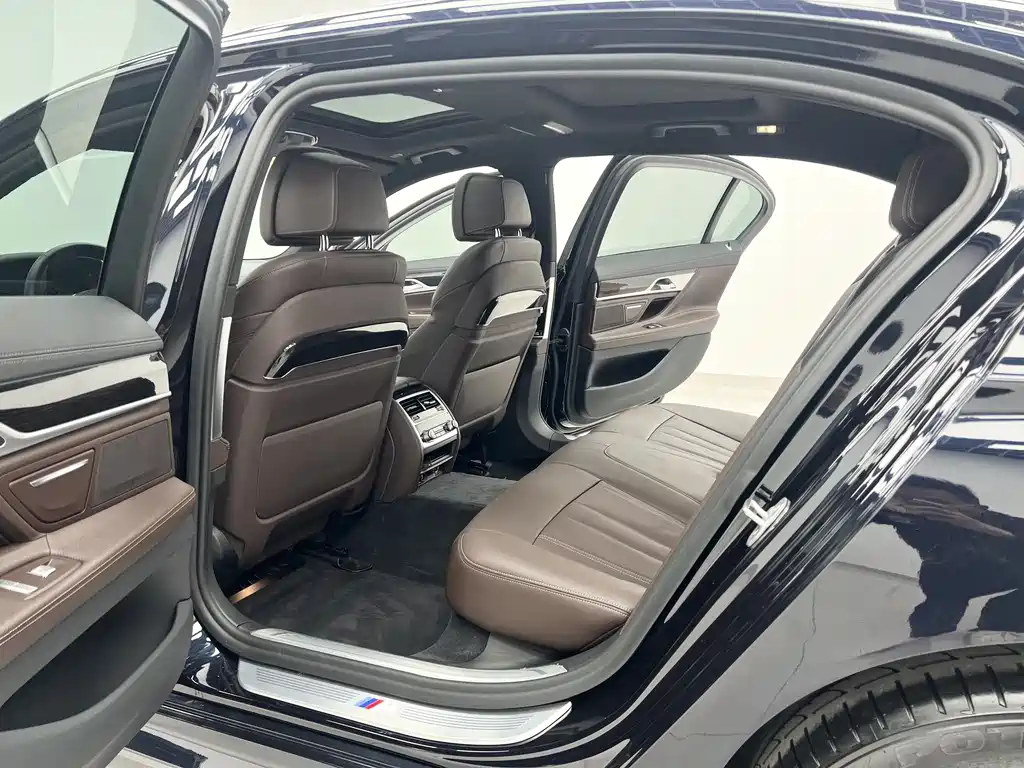BMW 7 Series 7 2018 730Li Lead M Sport