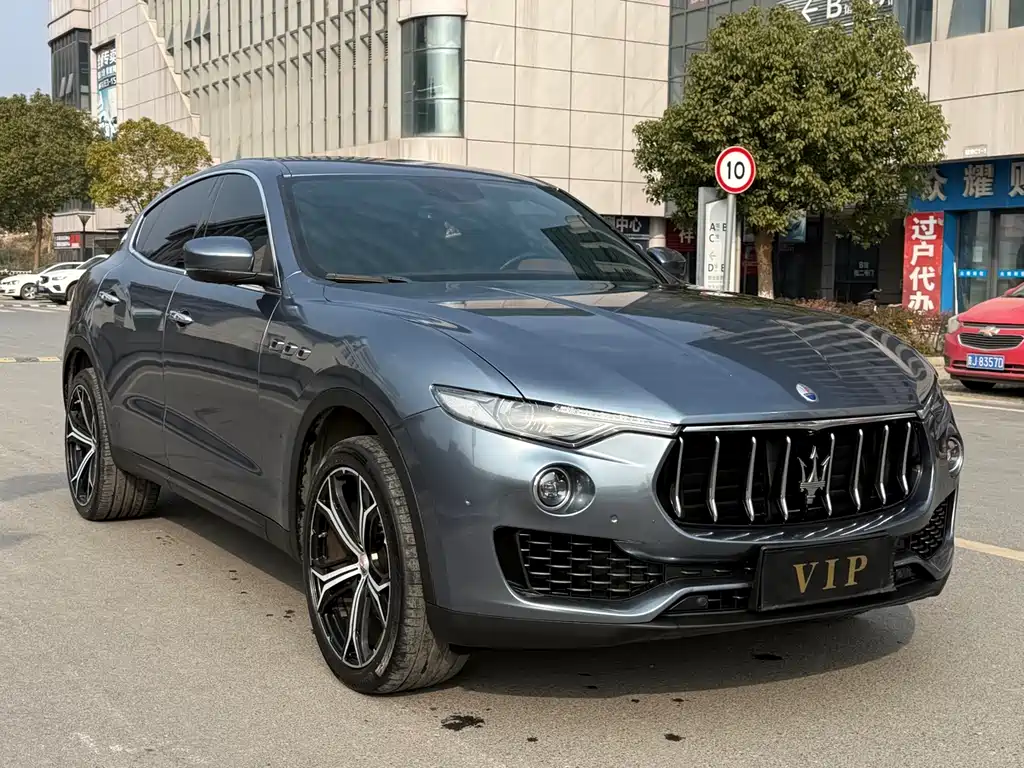 MASERATI LEVANTE