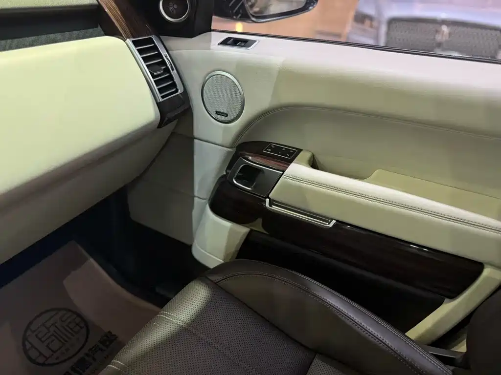 Land Rover Range Rover 2015 3.0 SC V6 Vogue