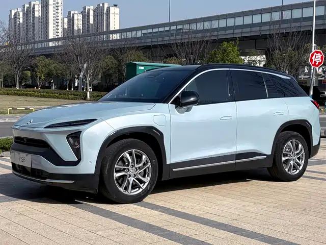 NIO NIO ES6 2022
