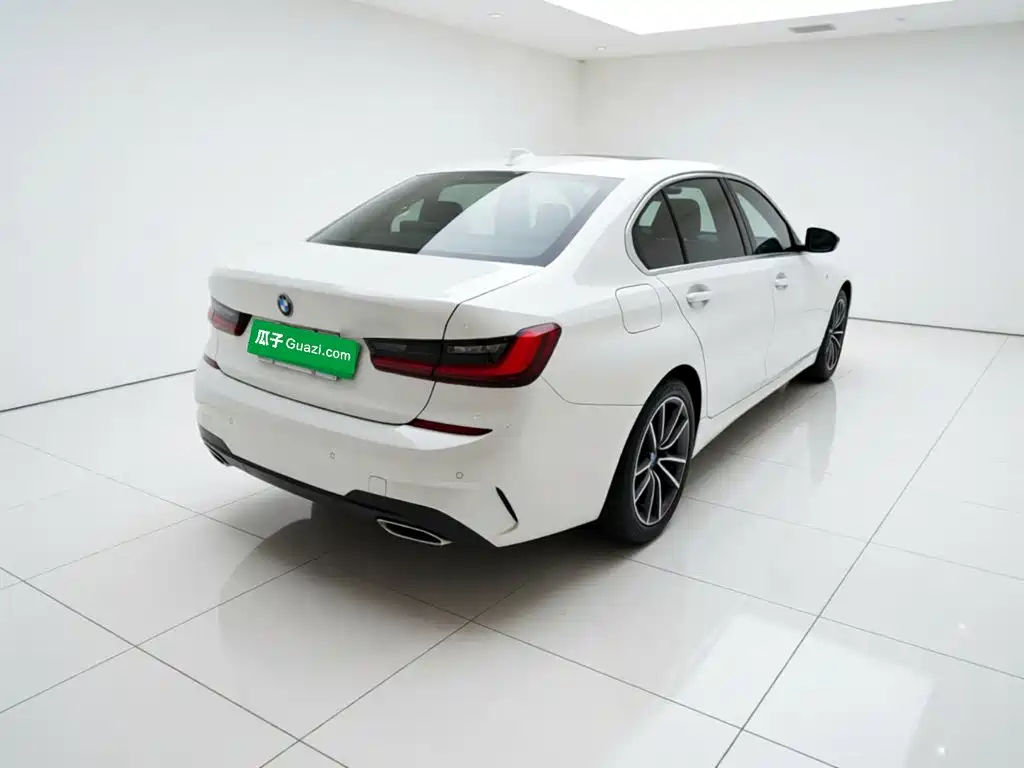 BMW 3 Series — миниатюра 4