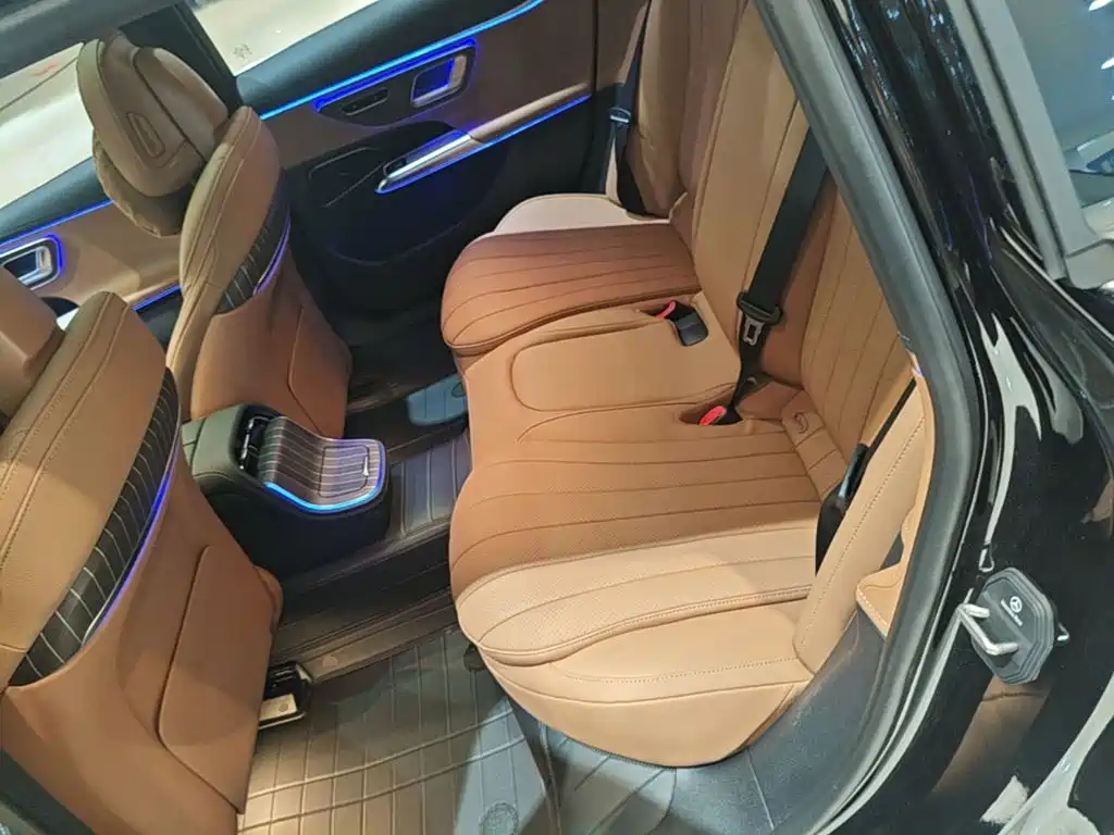 Mercedes-Benz E-Class New Energy — миниатюра 17
