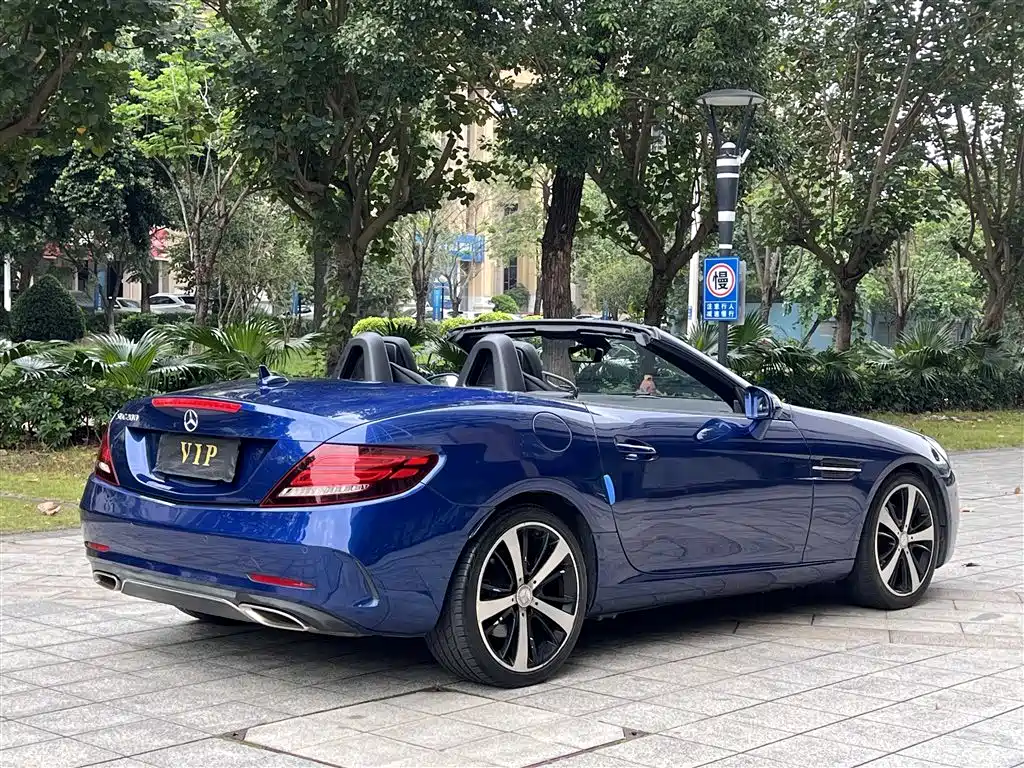 MERCEDES-BENZ SLC