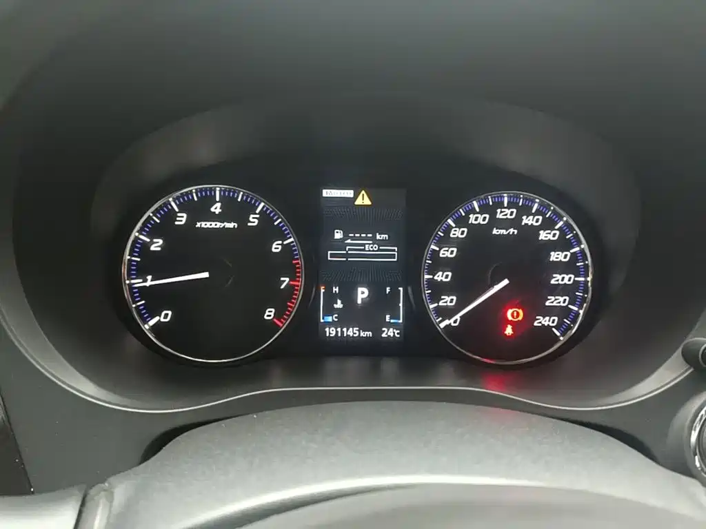 Mitsubishi Outlander — миниатюра 12