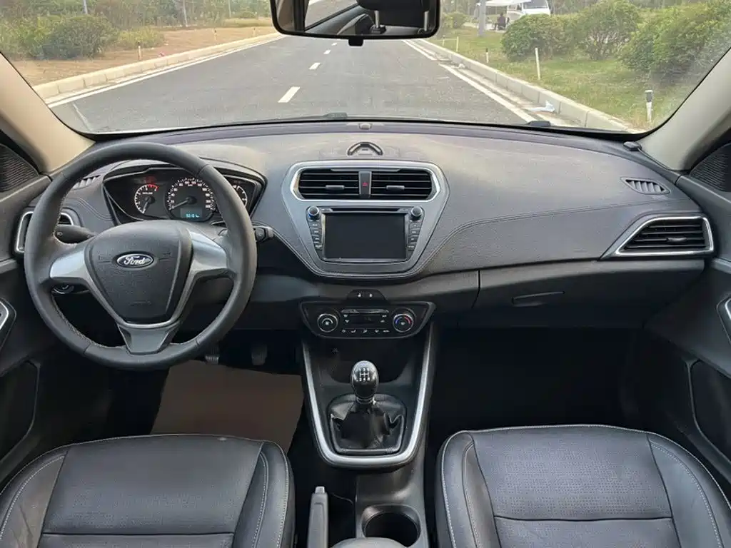 Ford Escort — миниатюра 19