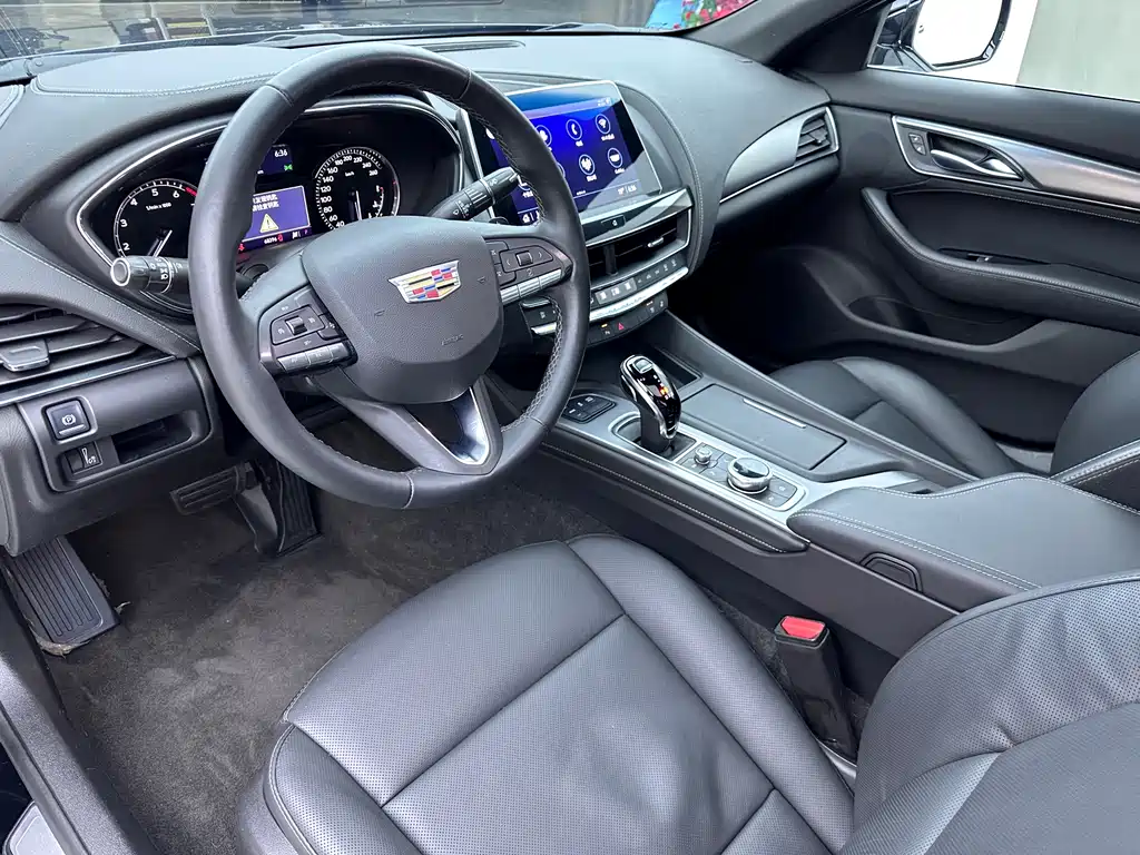 Cadillac CT5 — миниатюра 6